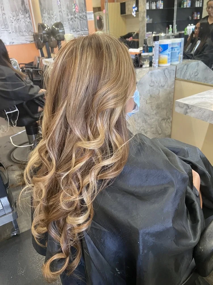 Golden curls in the WP Hair & Nail Spa photo collection