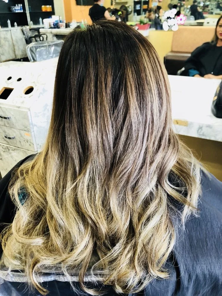 Blonde color in the WP Hair & Nail Spa photo collection